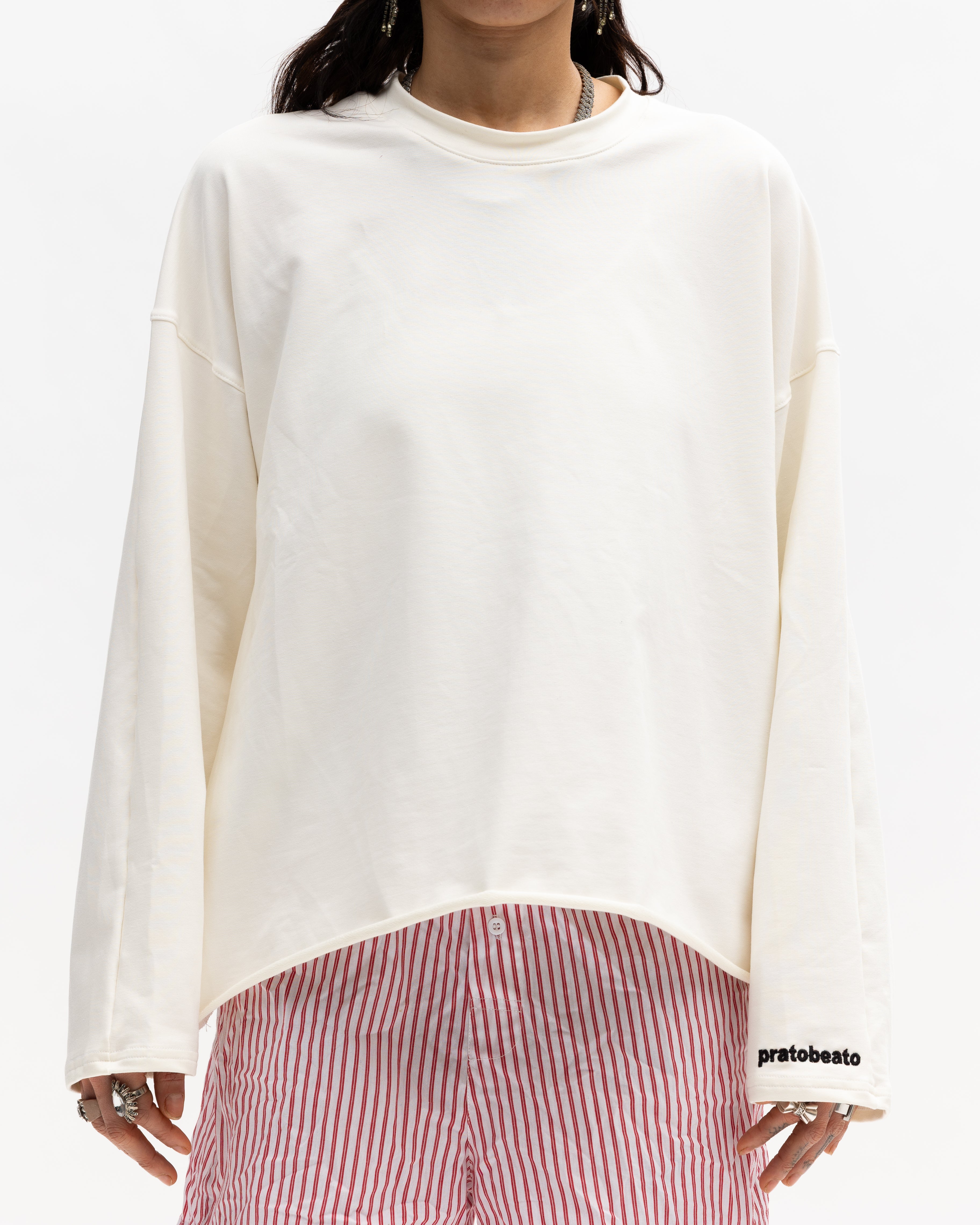 WHITE LOGO LONGSLEEVE