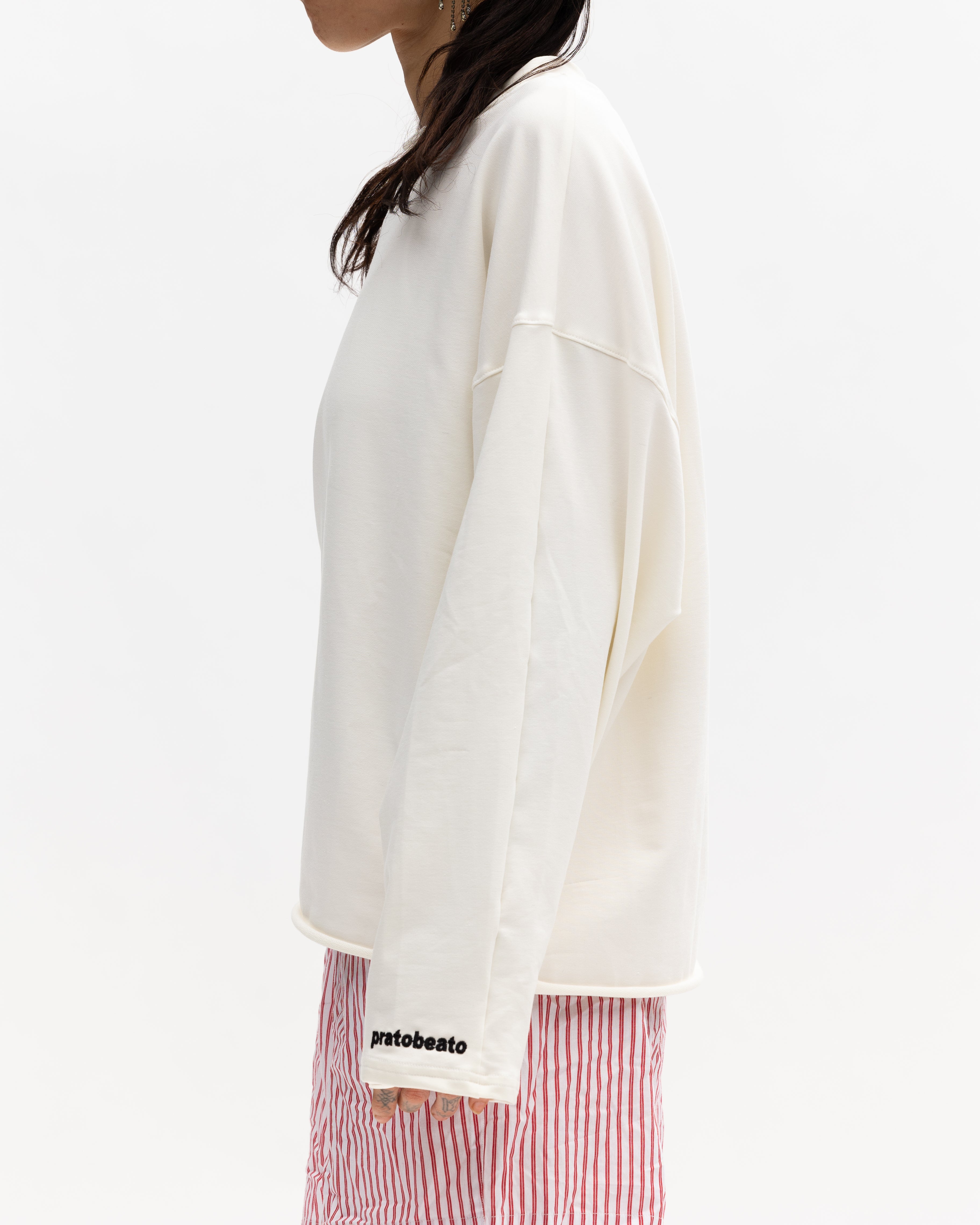 WHITE LOGO LONGSLEEVE